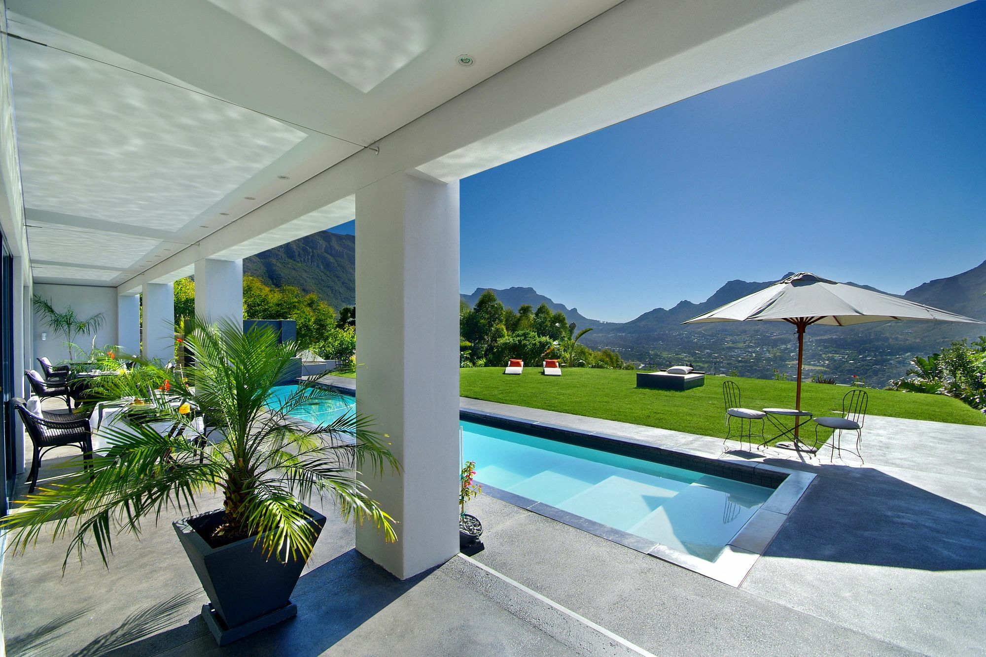The Platinum Boutique Hotel เฮาต์เบย์ ภายนอก รูปภาพ