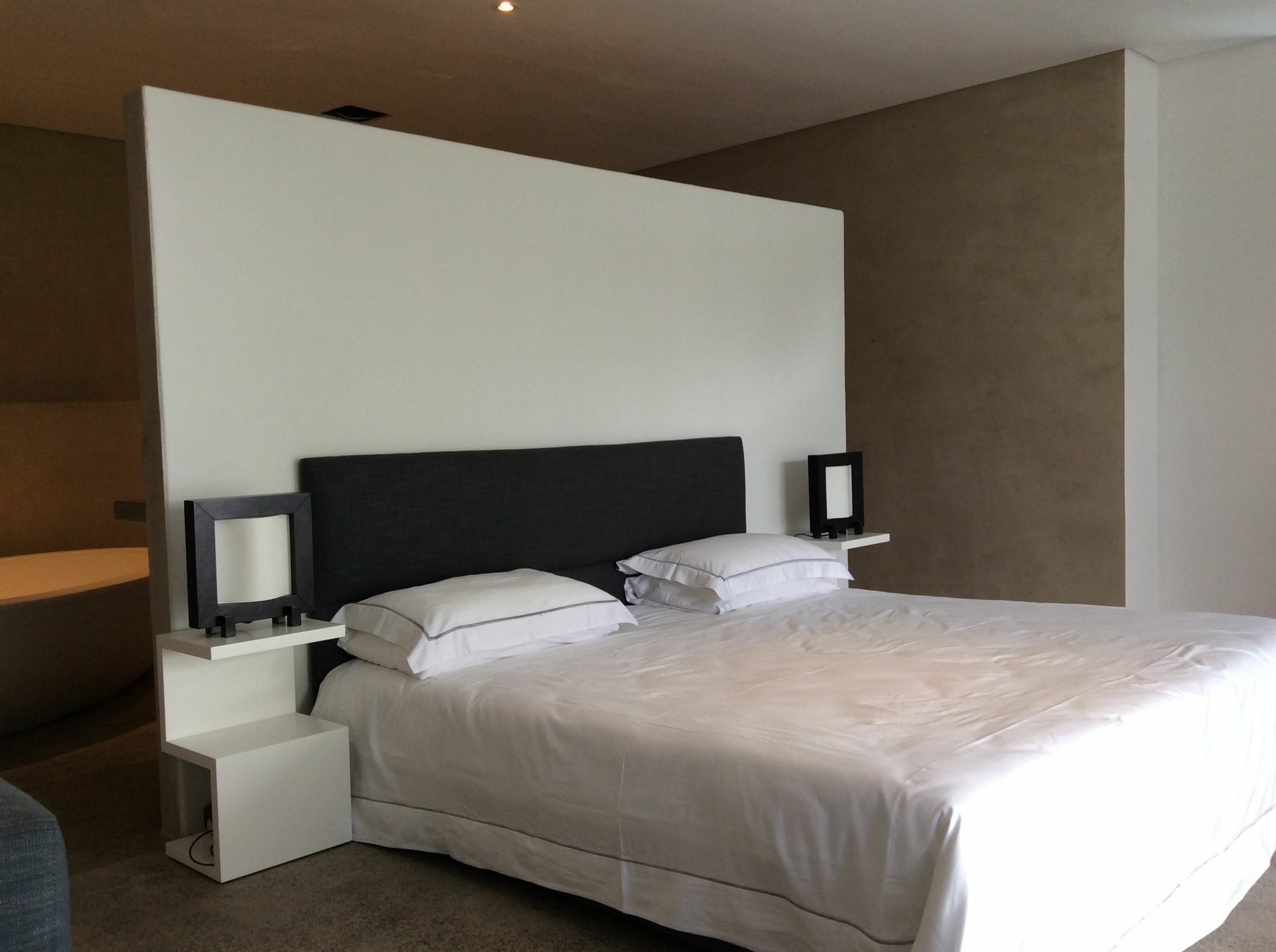 The Platinum Boutique Hotel เฮาต์เบย์ ภายนอก รูปภาพ
